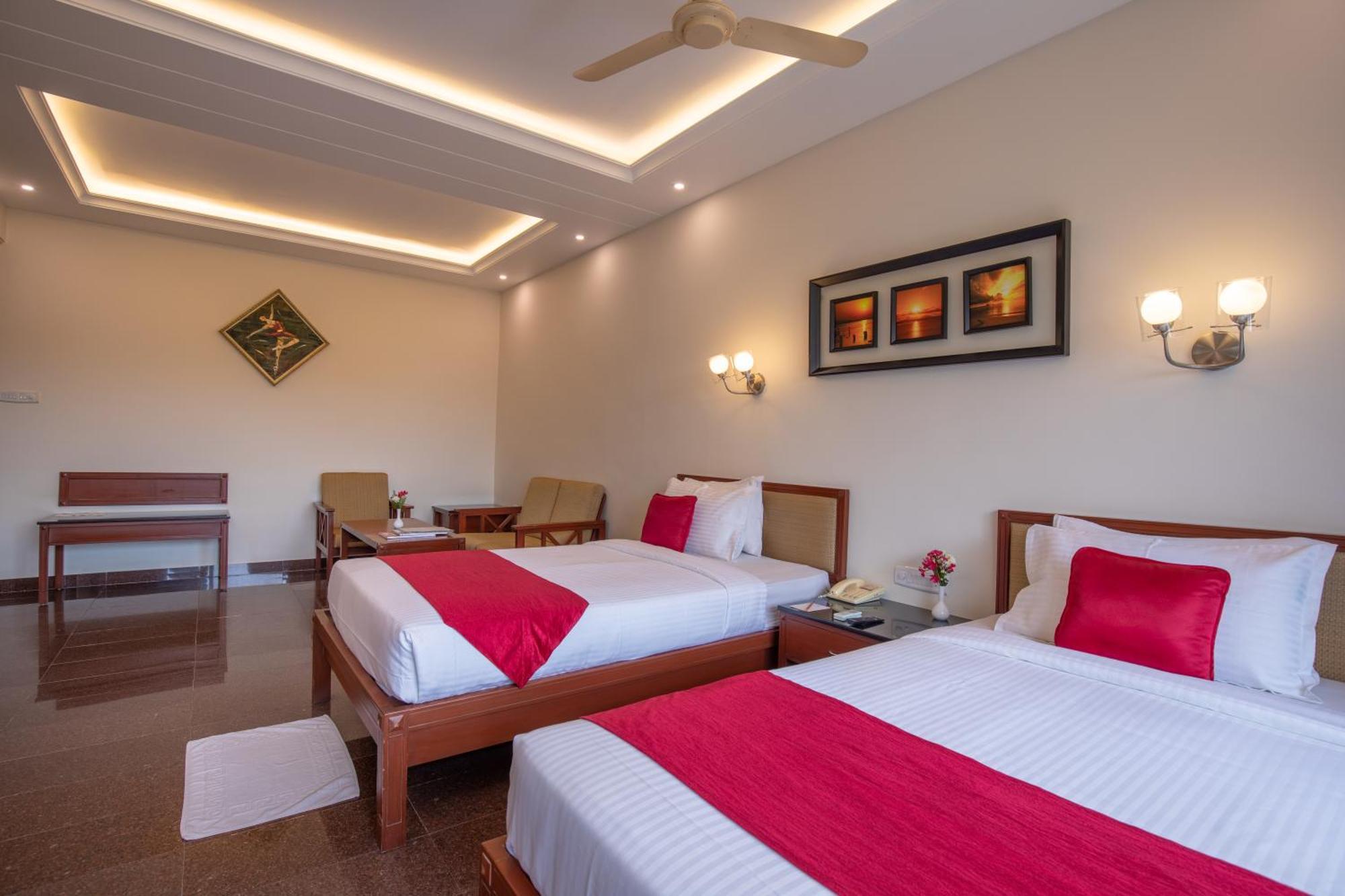 Jenneys Residency Hotel Coimbatore Bilik gambar
