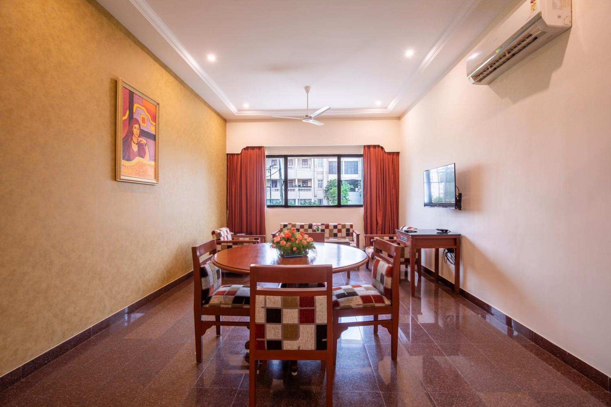 Jenneys Residency Hotel Coimbatore Bilik gambar